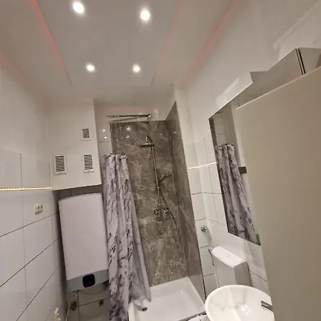 Zentral Apartment *